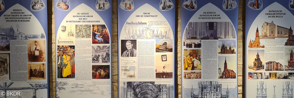 Wanderausstellung gibt Einblicke in das religiöse Leben der Russlanddeutschen