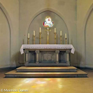 Chorraum und Altar (Quelle: Meinhold Damm)