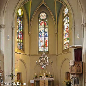 Innenraum mit Blick zum Altar (Quelle: Meinhold Damm)
