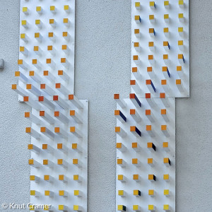 Himmelwärts - Holzrelief Detailansicht